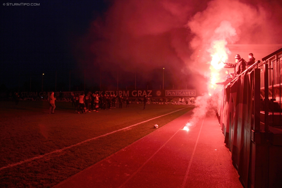 Rapid Wien - Sturm Graz
Oesterreichische Fussball Bundesliga, 16. Runde, SK Rapid Wien - SK Sturm Graz, Weststadion Wien, 27.11.2016. 

Foto zeigt die Verabschiedung der Mannschaft am Vorabend im Trainingszentrum Messendorf
