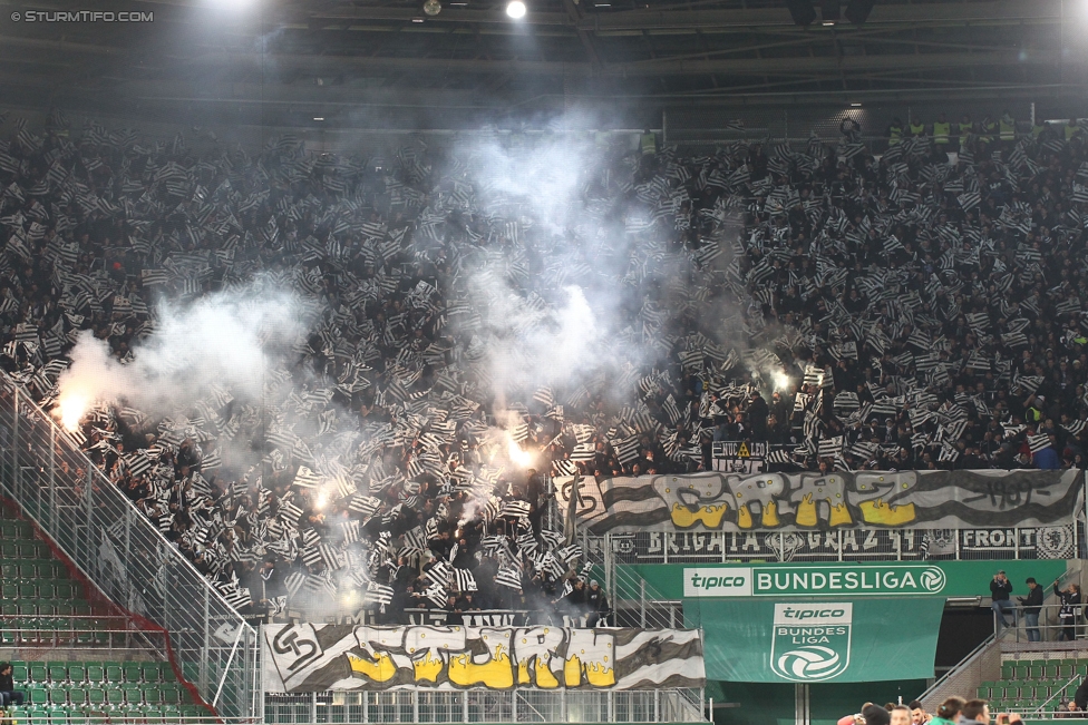 Rapid Wien - Sturm Graz
Oesterreichische Fussball Bundesliga, 16. Runde, SK Rapid Wien - SK Sturm Graz, Weststadion Wien, 27.11.2016. 

Foto zeigt Fans von Sturm mit einer Choreografie
Schlüsselwörter: pyrotechnik