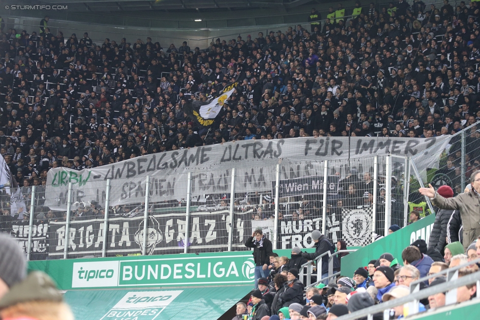 Rapid Wien - Sturm Graz
Oesterreichische Fussball Bundesliga, 16. Runde, SK Rapid Wien - SK Sturm Graz, Weststadion Wien, 27.11.2016. 

Foto zeigt Fans von Sturm mit einem Spruchband
