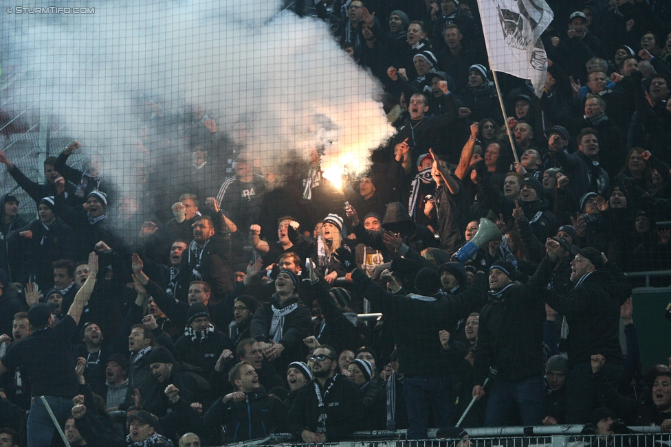 Rapid Wien - Sturm Graz
Oesterreichische Fussball Bundesliga, 16. Runde, SK Rapid Wien - SK Sturm Graz, Weststadion Wien, 27.11.2016. 

Foto zeigt Fans von Sturm
Schlüsselwörter: pyrotechnik