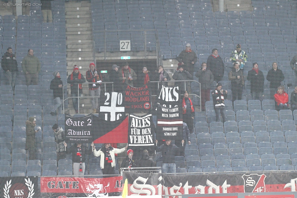 Sturm Graz - Admira Wacker
Oesterreichische Fussball Bundesliga, 17. Runde, SK Sturm Graz - FC Admira Wacker Moedling, Stadion Liebenau Graz, 30.11.2016. 

Foto zeigt Fans der Admira
