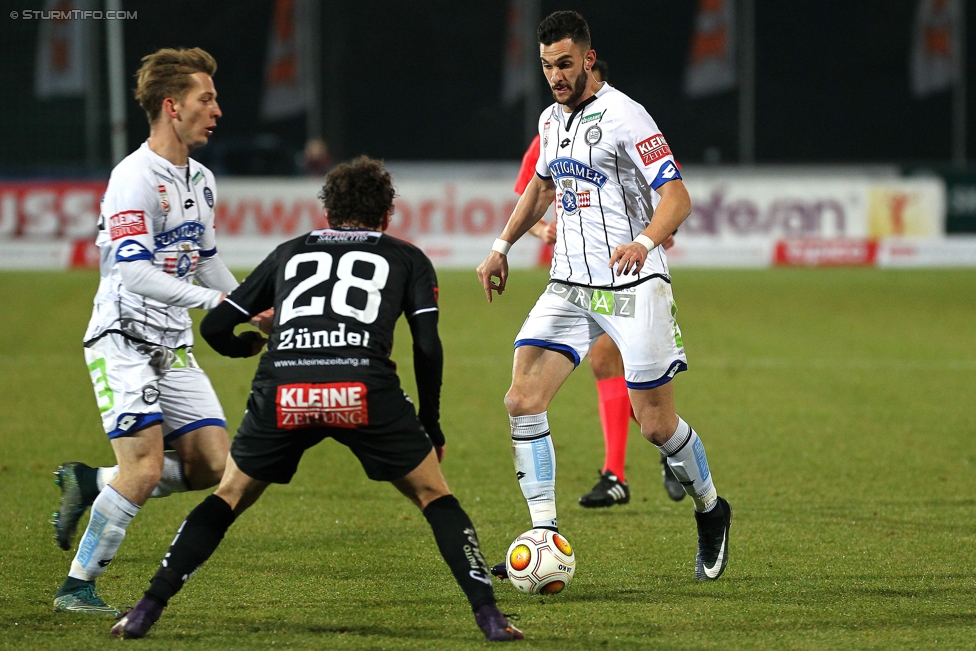 Wolfsberg - Sturm Graz
Oesterreichische Fussball Bundesliga, 18. Runde, Wolfsberger AC - SK Sturm Graz, Lavanttal Arena Wolfsberg, 04.12.2016. 

Foto zeigt Marc Andre Schmerboeck (Sturm), Thomas Zuendel (Wolfsberg) und Charalampos Lykogiannis (Sturm)
