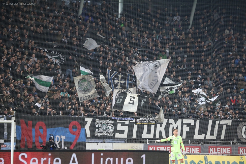 Sturm Graz - Salzburg
Oesterreichische Fussball Bundesliga, 19. Runde, SK Sturm Graz - FC RB Salzburg, Stadion Liebenau Graz, 11.12.2016. 

Foto zeigt Fans von Sturm
