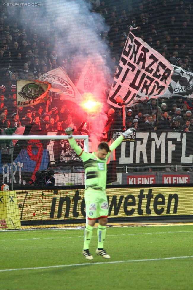 Sturm Graz - Salzburg
Oesterreichische Fussball Bundesliga, 19. Runde, SK Sturm Graz - FC RB Salzburg, Stadion Liebenau Graz, 11.12.2016. 

Foto zeigt Fans von Sturm
Schlüsselwörter: pyrotechnik