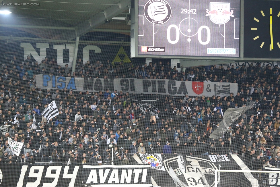 Sturm Graz - Salzburg
Oesterreichische Fussball Bundesliga, 19. Runde, SK Sturm Graz - FC RB Salzburg, Stadion Liebenau Graz, 11.12.2016. 

Foto zeigt Fans von Sturm mit einem Spruchband
