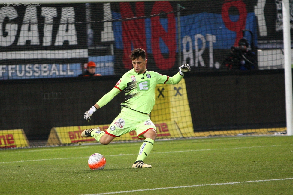 Sturm Graz - Salzburg
Oesterreichische Fussball Bundesliga, 19. Runde, SK Sturm Graz - FC RB Salzburg, Stadion Liebenau Graz, 11.12.2016. 

Foto zeigt Christian Gratzei (Sturm)
