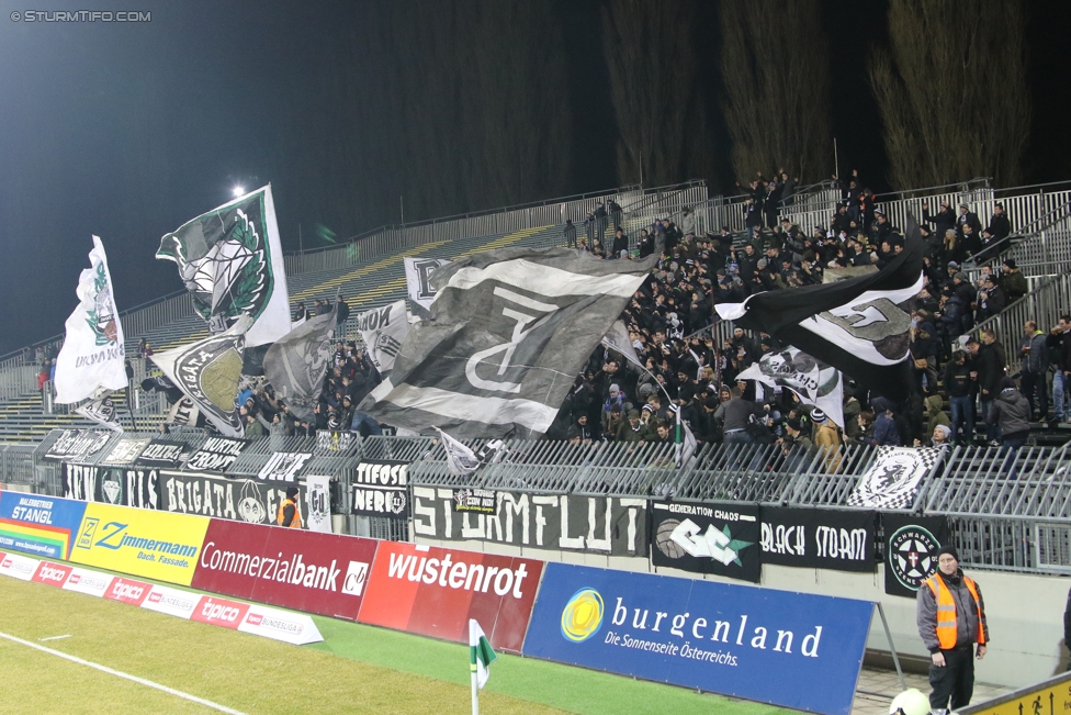 Mattersburg - Sturm Graz
Oesterreichische Fussball Bundesliga, 19. Runde, SV Mattersburg - SK Sturm Graz, Pappelstadion Mattersburg, 11.02.2017. 

Foto zeigt Fans von Sturm
