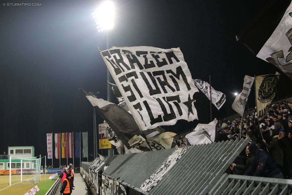 Mattersburg - Sturm Graz
Oesterreichische Fussball Bundesliga, 19. Runde, SV Mattersburg - SK Sturm Graz, Pappelstadion Mattersburg, 11.02.2017. 

Foto zeigt Fans von Sturm
