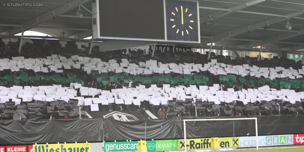 Sturm Graz - Austria Wien
Oesterreichische Fussball Bundesliga, 20. Runde, SK Sturm Graz - FK Austria Wien, Stadion Liebenau Graz, 18.02.2017. 

Foto zeigt Fans von Sturm mit einer Choreografie
