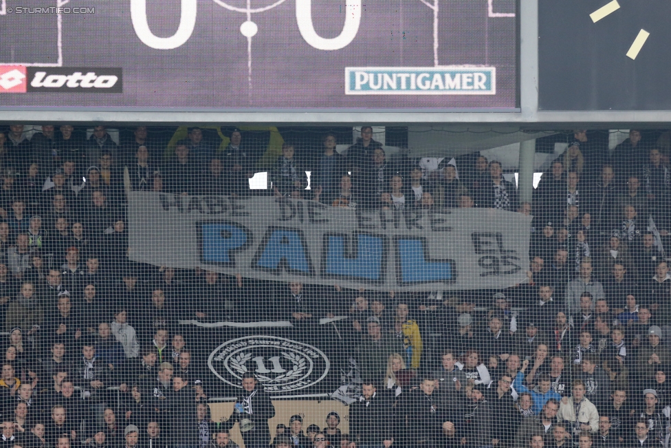 Sturm Graz - Austria Wien
Oesterreichische Fussball Bundesliga, 20. Runde, SK Sturm Graz - FK Austria Wien, Stadion Liebenau Graz, 18.02.2017. 

Foto zeigt Fans von Sturm mit einem Spruchband
