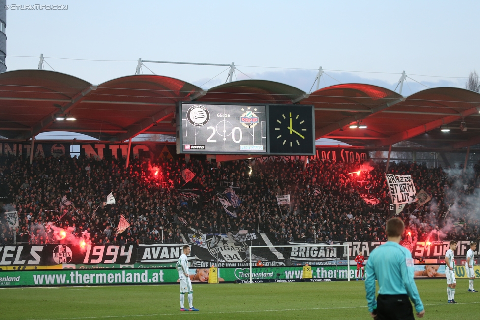 Sturm Graz - Rapid Wien
Oesterreichische Fussball Bundesliga, 23. Runde, SK Sturm Graz - SK Rapid Wien, Stadion Liebenau Graz, 12.03.2017. 

Foto zeigt Fans von Sturm
Schlüsselwörter: pyrotechnik