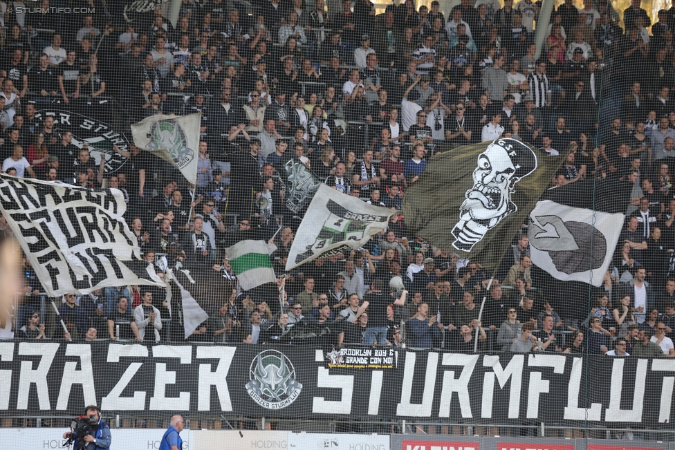 Sturm Graz - Wolfsberg
Oesterreichische Fussball Bundesliga, 25. Runde, SK Sturm Graz - Wolfsberger AC, Stadion Liebenau Graz, 01.04.2017. 

Foto zeigt Fans von Sturm
