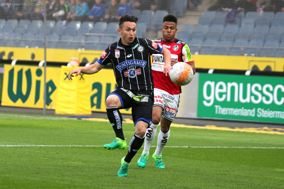 Sturm Graz - Ried
Oesterreichische Fussball Bundesliga, 29. Runde, SK Sturm Graz - SV Ried, Stadion Liebenau Graz, 15.04.2017. 

Foto zeigt Baris Atik (Sturm) und Ronny Marcos (Ried)
