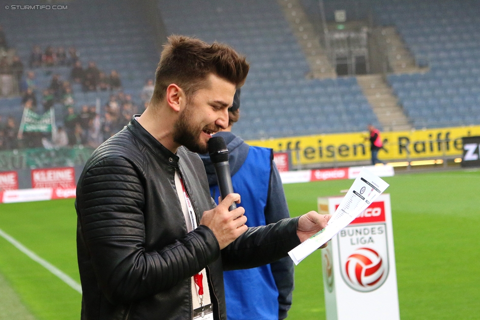 Sturm Graz - Ried
Oesterreichische Fussball Bundesliga, 29. Runde, SK Sturm Graz - SV Ried, Stadion Liebenau Graz, 15.04.2017. 

Foto zeigt Thomas Seidl (Antenne Steiermark)
