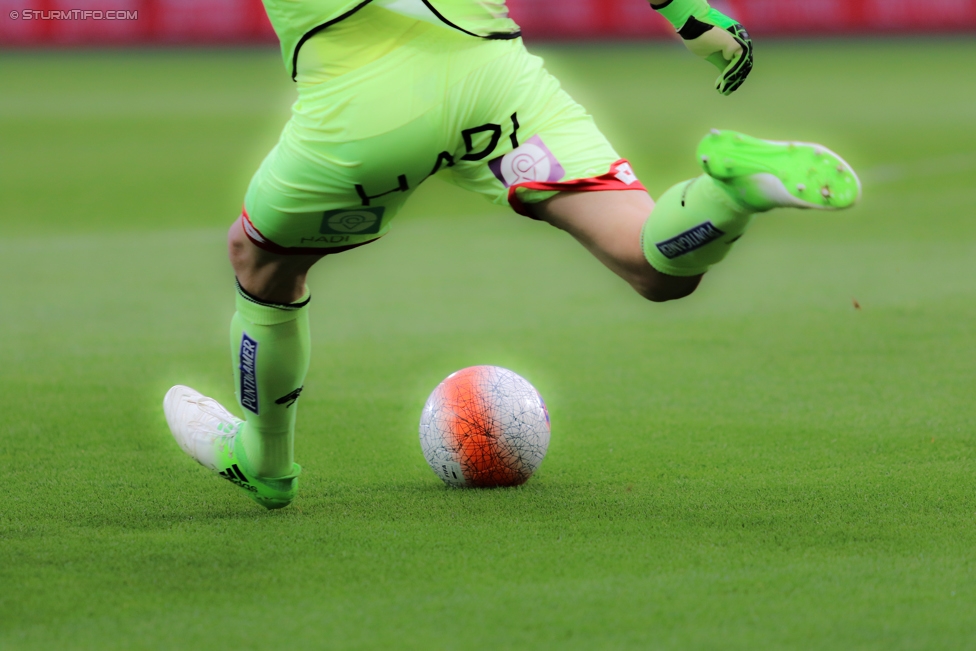 Sturm Graz - Ried
Oesterreichische Fussball Bundesliga, 29. Runde, SK Sturm Graz - SV Ried, Stadion Liebenau Graz, 15.04.2017. 

Foto zeigt ein Feature mit Christian Gratzei (Sturm)
