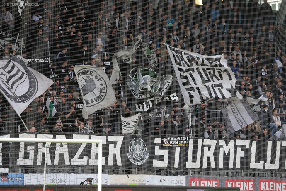 Sturm Graz - Mattersburg
Oesterreichische Fussball Bundesliga, 30. Runde, SK Sturm Graz - SV Mattersburg, Stadion Liebenau Graz, 22.04.2017. 

Foto zeigt Fans von Sturm
