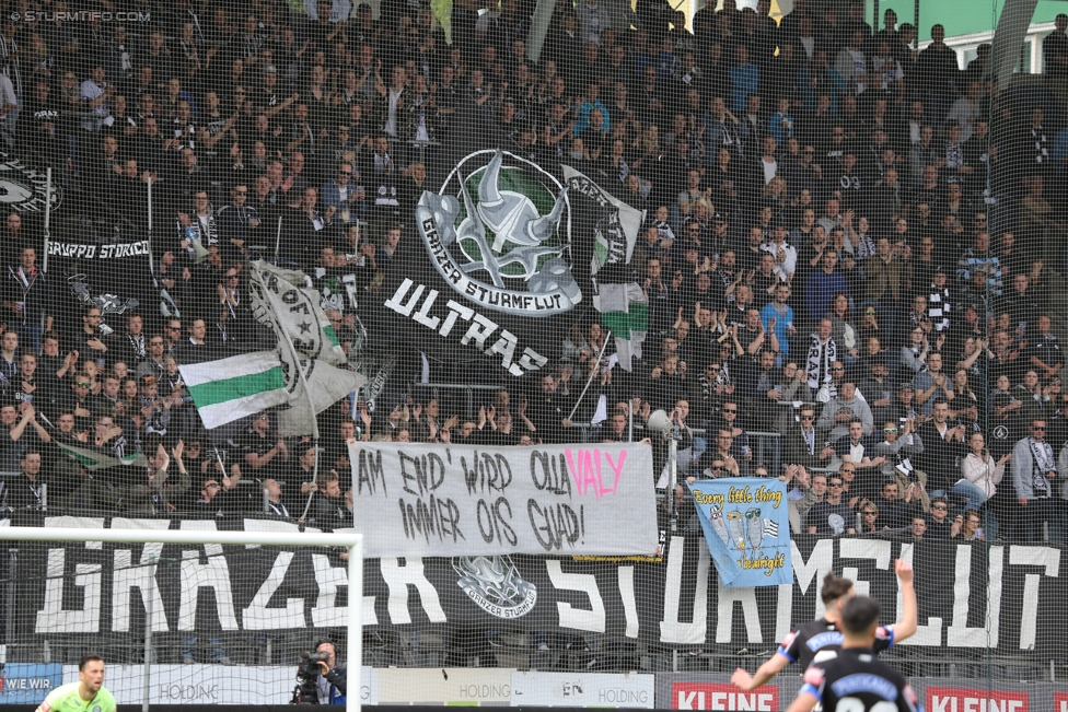 Sturm Graz - Mattersburg
Oesterreichische Fussball Bundesliga, 30. Runde, SK Sturm Graz - SV Mattersburg, Stadion Liebenau Graz, 22.04.2017. 

Foto zeigt Fans von Sturm mit einem Spruchband
