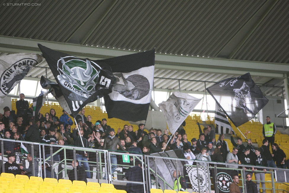 Austria Wien - Sturm Graz
Oesterreichische Fussball Bundesliga, 31. Runde, FK Austria Wien - SK Sturm Graz, Ernst Happel Stadion Wien, 29.04.2017. 

Foto zeigt Fans von Sturm
