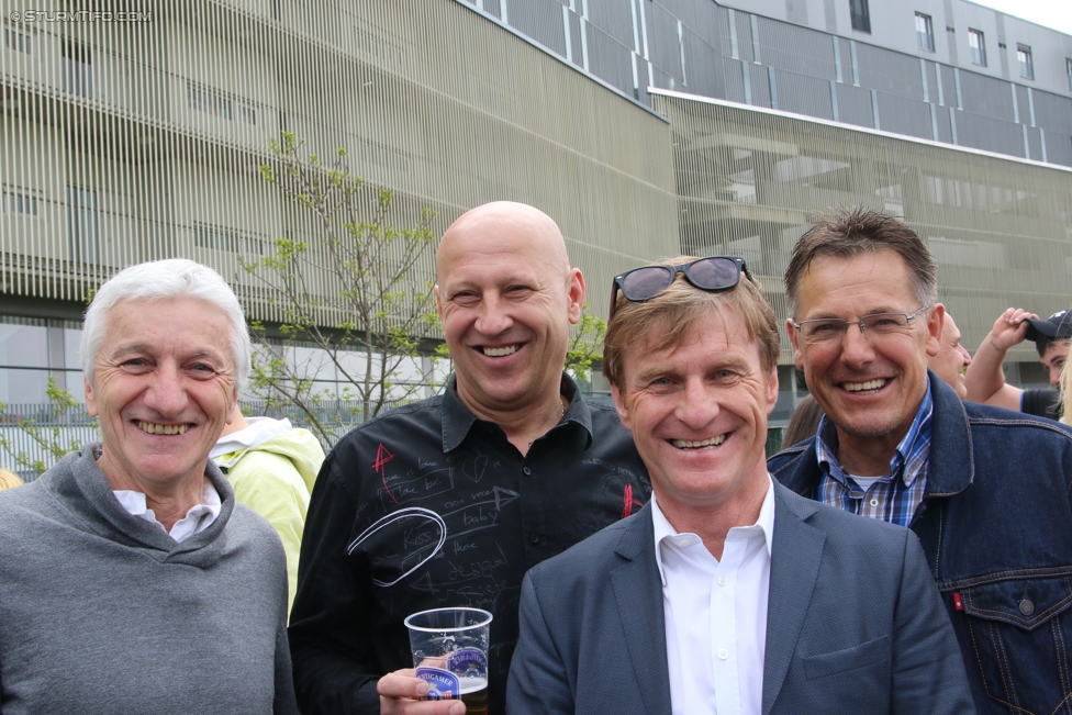 Gruabn Initiative Legendentag
Gruabn Initiative Legendentag, Stadion Gruabn Graz, 01.05.2017.

Foto zeigt Walter Saria, Kurt Groessinger und Walter Hoermann (ehem. Spieler Sturm)
