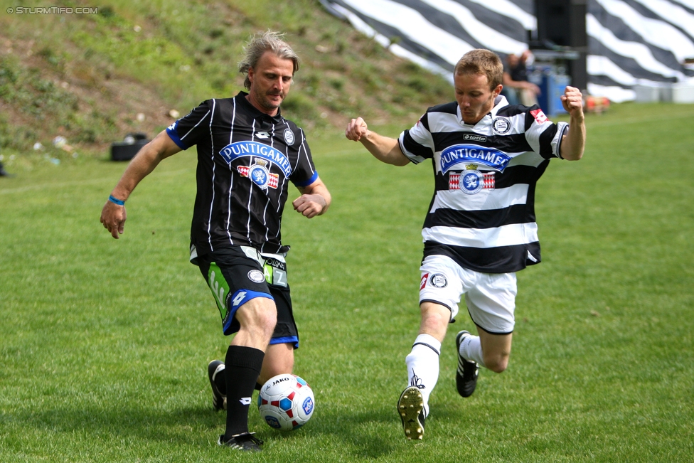 Gruabn Initiative Legendentag
Gruabn Initiative Legendentag, Stadion Gruabn Graz, 01.05.2017.

Foto zeigt Markus Schopp (Akademietrainer Sturm)
