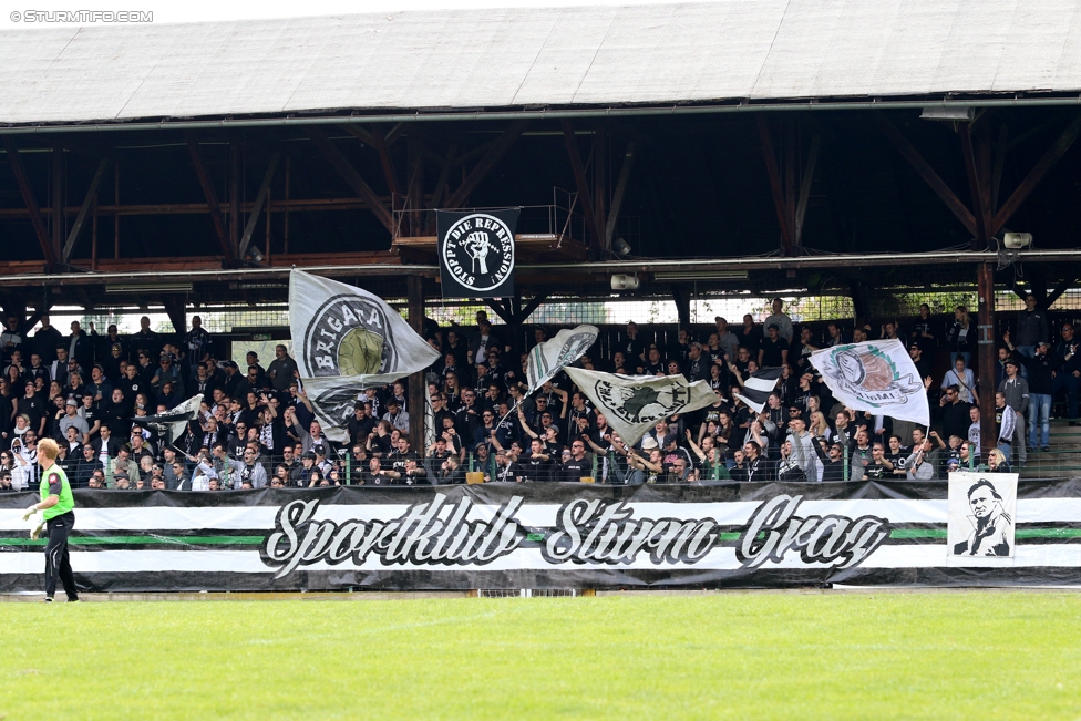 Gruabn Initiative Legendentag
Gruabn Initiative Legendentag, Stadion Gruabn Graz, 01.05.2017.

Foto zeigt Fans von Sturm
