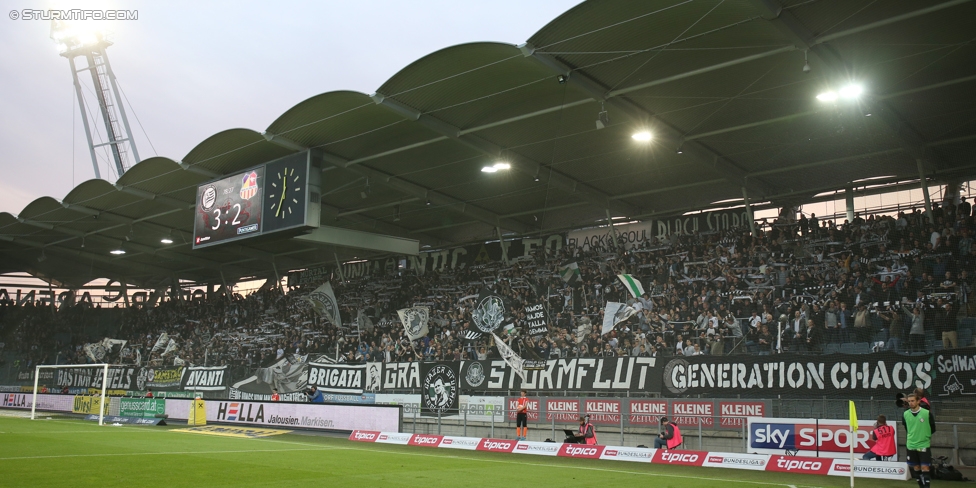 Sturm Graz - St. Poelten
Oesterreichische Fussball Bundesliga, 32. Runde, SK Sturm Graz - SKN St. Poelten, Stadion Liebenau Graz, 06.05.2017. 

Foto zeigt Fans von Sturm
