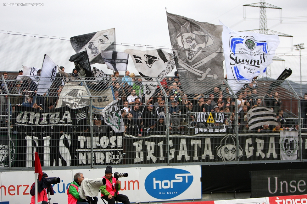 Altach - Sturm Graz
Oesterreichische Fussball Bundesliga, 33. Runde, SC Rheindorf Altach - SK Sturm Graz, Stadion Schnabelholz Altach, 14.05.2017. 

Foto zeigt Fans von Sturm
