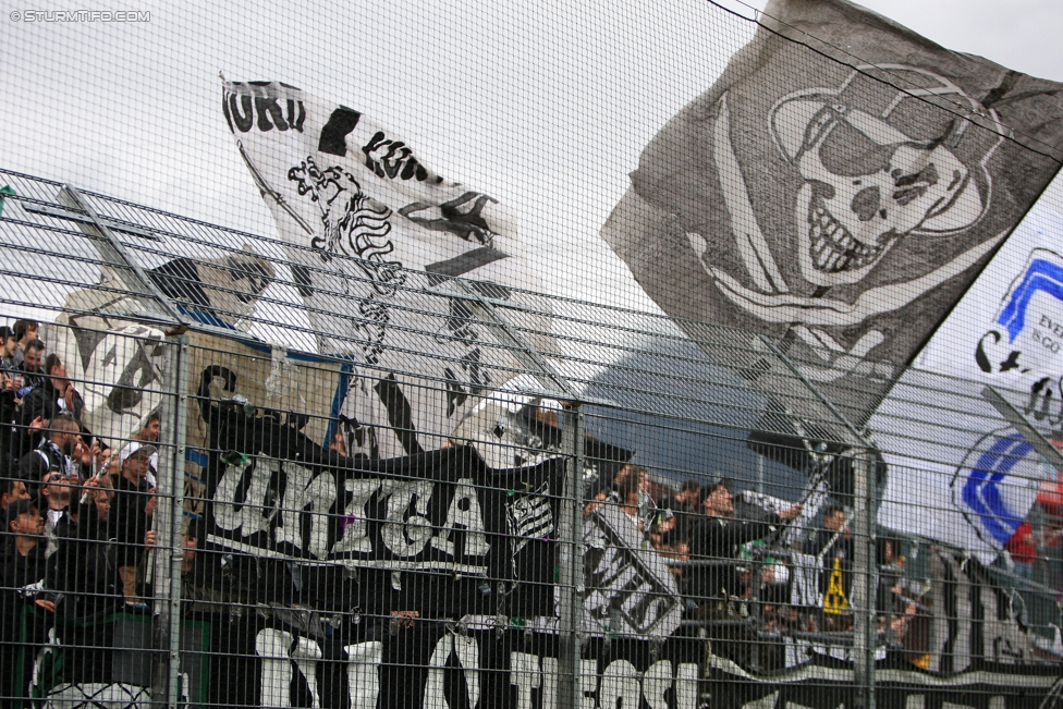 Altach - Sturm Graz
Oesterreichische Fussball Bundesliga, 33. Runde, SC Rheindorf Altach - SK Sturm Graz, Stadion Schnabelholz Altach, 14.05.2017. 

Foto zeigt Fans von Sturm
