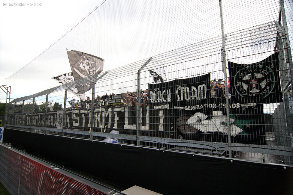 Altach - Sturm Graz
Oesterreichische Fussball Bundesliga, 33. Runde, SC Rheindorf Altach - SK Sturm Graz, Stadion Schnabelholz Altach, 14.05.2017. 

Foto zeigt Fans von Sturm
