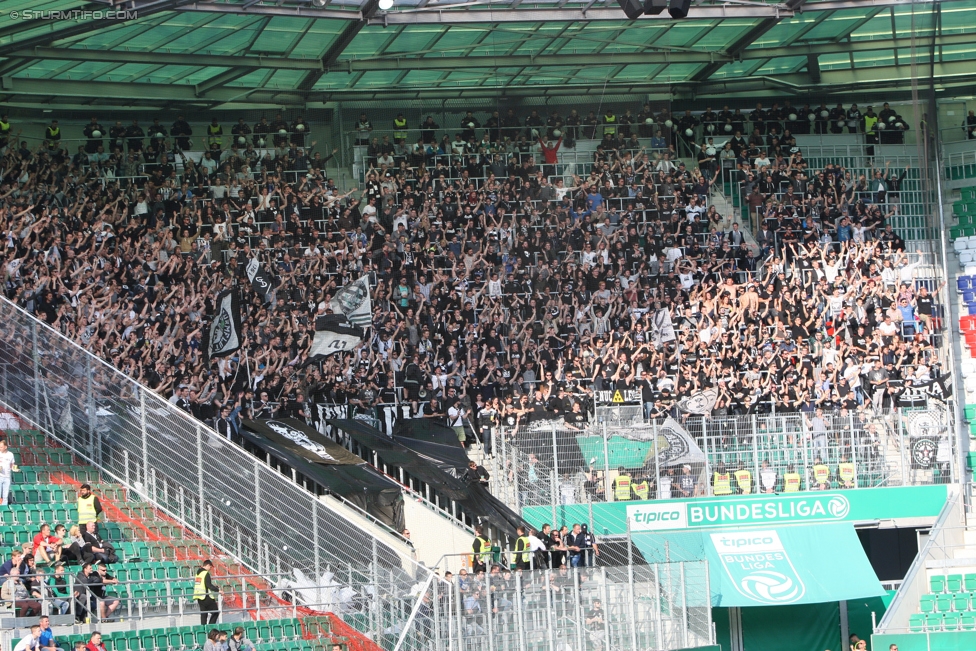 Rapid Wien - Sturm Graz
Oesterreichische Fussball Bundesliga, 34. Runde, SK Rapid Wien - SK Sturm Graz, Weststadion Wien, 21.05.2017. 

Foto zeigt Fans von Sturm
