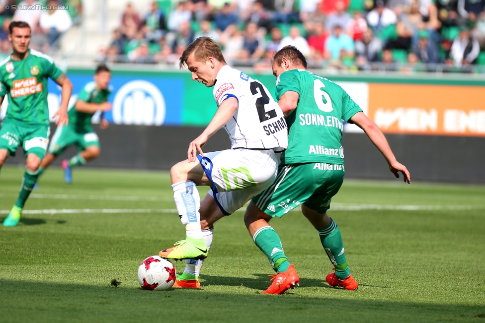 Rapid Wien - Sturm Graz
Oesterreichische Fussball Bundesliga, 34. Runde, SK Rapid Wien - SK Sturm Graz, Weststadion Wien, 21.05.2017. 

Foto zeigt Marc Andre Schmerboeck (Sturm) und Mario Sonnleitner (Rapid)
