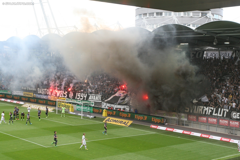 Sturm Graz - Admira Wacker
Oesterreichische Fussball Bundesliga, 35. Runde, SK Sturm Graz - FC Admira Wacker Moedling, Stadion Liebenau Graz, 25.05.2017. 

Foto zeigt Fans von Sturm
