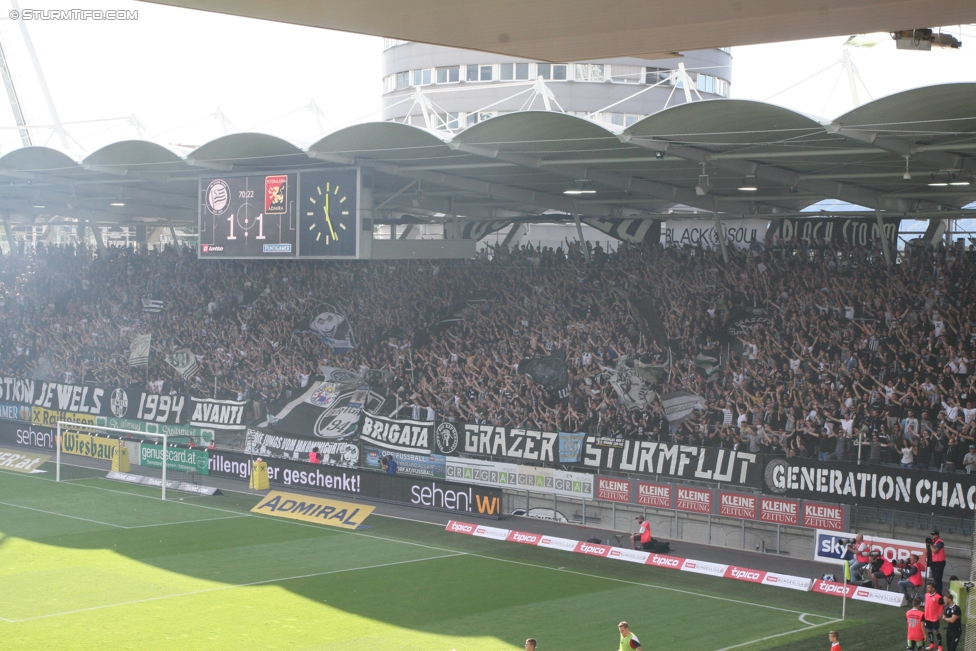 Sturm Graz - Admira Wacker
Oesterreichische Fussball Bundesliga, 35. Runde, SK Sturm Graz - FC Admira Wacker Moedling, Stadion Liebenau Graz, 25.05.2017. 

Foto zeigt Fans von Sturm
