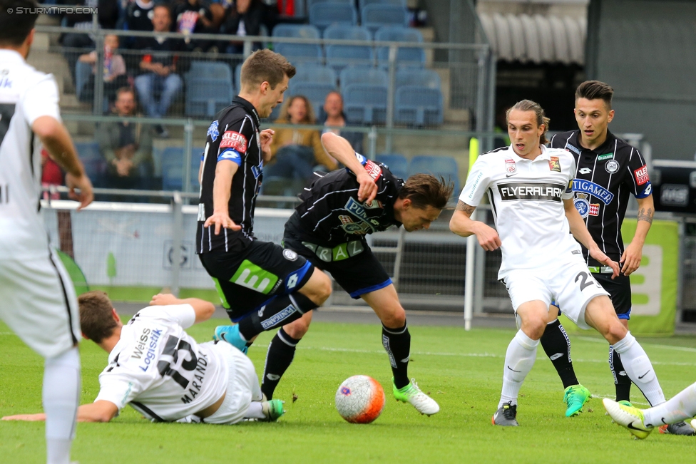 Sturm Graz - Admira Wacker
Oesterreichische Fussball Bundesliga, 35. Runde, SK Sturm Graz - FC Admira Wacker Moedling, Stadion Liebenau Graz, 25.05.2017. 

Foto zeigt Manuel Maranda (Admira), Deni Alar (Sturm) und Stefan Hierlaender (Sturm)
