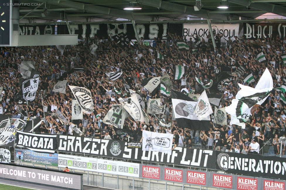 Sturm Graz - Podgorica
UEFA Europa League Qualifikation 2. Runde, SK Sturm Graz -  FK Mladost Podgorica, Stadion Liebenau Graz, 13.07.2017. 

Foto zeigt Fans von Sturm
