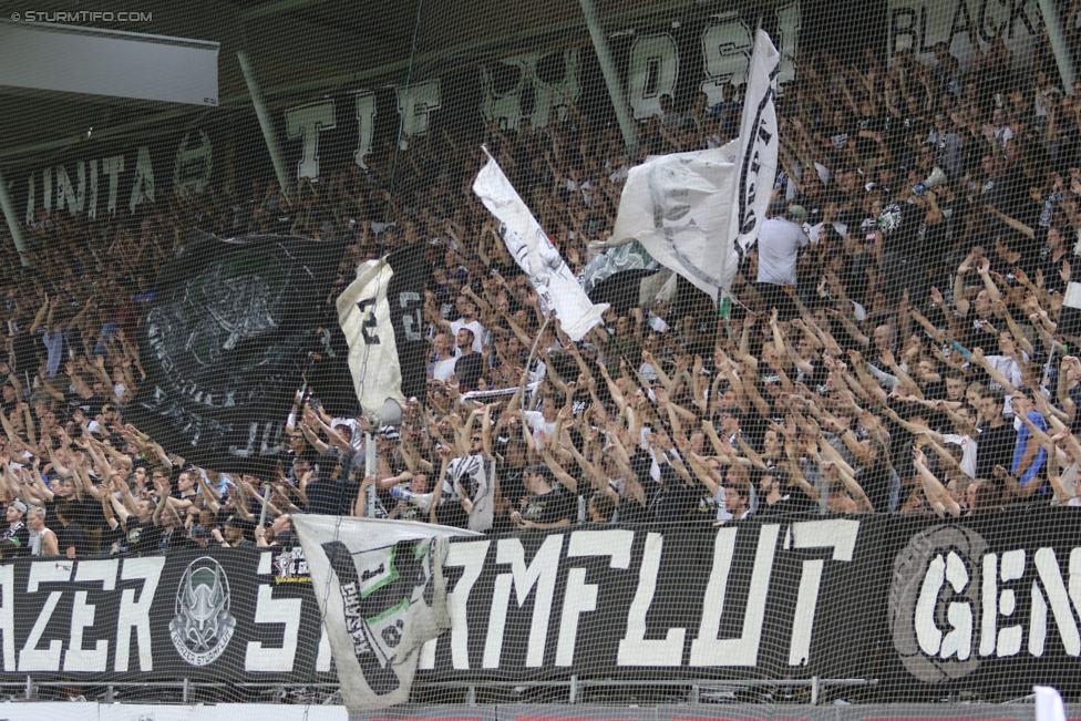 Sturm Graz - Podgorica
UEFA Europa League Qualifikation 2. Runde, SK Sturm Graz -  FK Mladost Podgorica, Stadion Liebenau Graz, 13.07.2017. 

Foto zeigt Fans von Sturm
