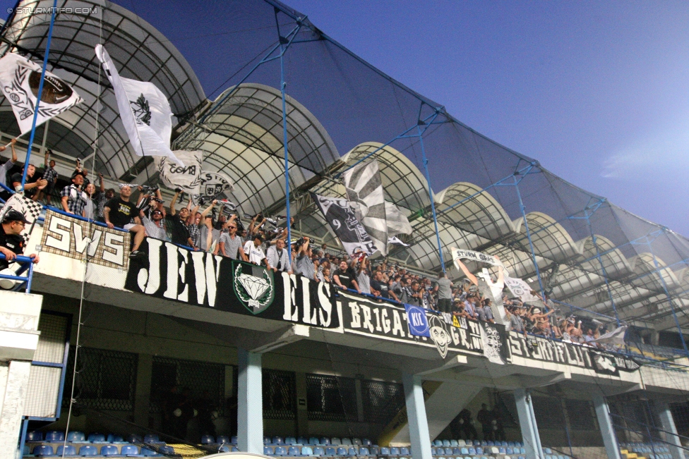 Podgorica - Sturm Graz
UEFA Europa League Qualifikation 2. Runde, FK Mladost Podgorica - SK Sturm Graz, Gradski Stadion Podgorica, 20.07.2017. 

Foto zeigt Fans von Sturm
