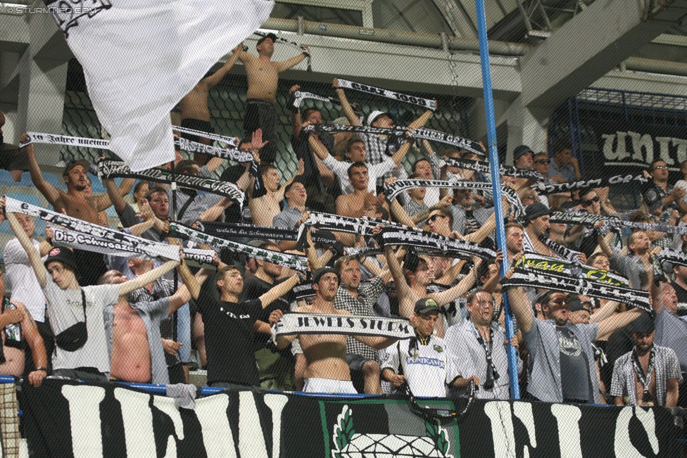 Podgorica - Sturm Graz
UEFA Europa League Qualifikation 2. Runde, FK Mladost Podgorica - SK Sturm Graz, Gradski Stadion Podgorica, 20.07.2017. 

Foto zeigt Fans von Sturm
