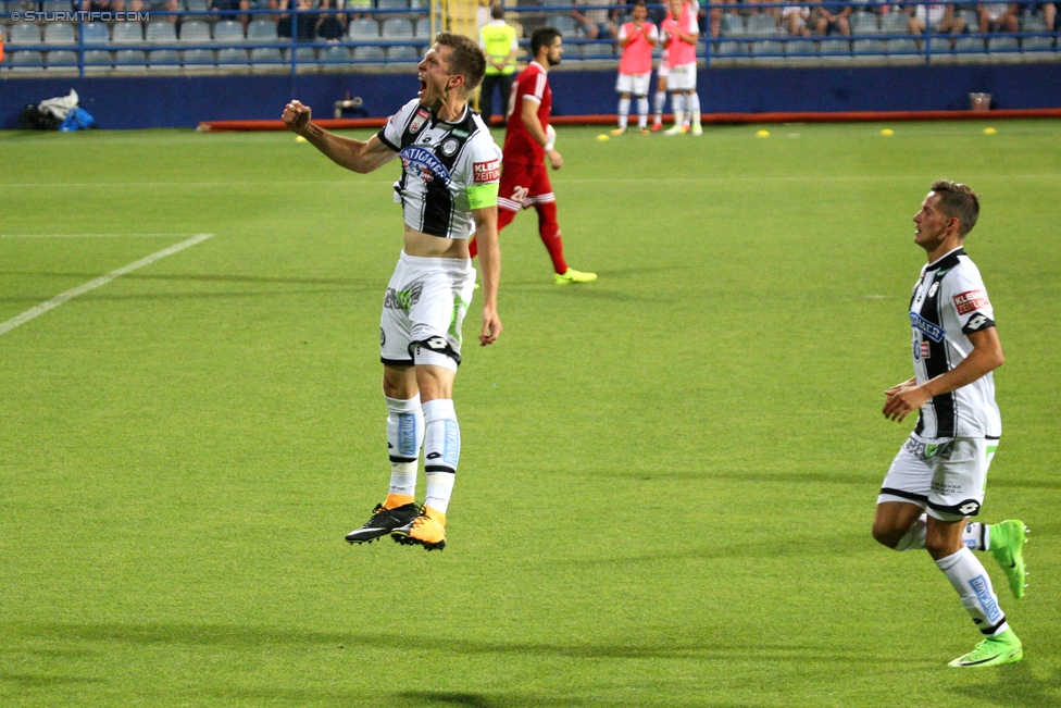 Podgorica - Sturm Graz
UEFA Europa League Qualifikation 2. Runde, FK Mladost Podgorica - SK Sturm Graz, Gradski Stadion Podgorica, 20.07.2017. 

Foto zeigt Deni Alar (Sturm)
Schlüsselwörter: torjubel