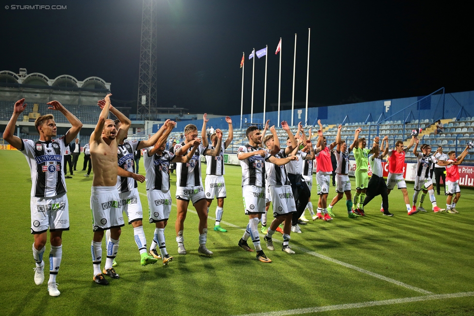 Podgorica - Sturm Graz
UEFA Europa League Qualifikation 2. Runde, FK Mladost Podgorica - SK Sturm Graz, Gradski Stadion Podgorica, 20.07.2017. 

Foto zeigt die Mannschaft von Sturm
Schlüsselwörter: jubel