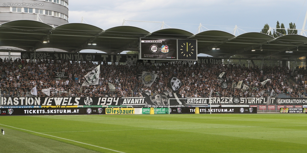 Sturm Graz - St. Poelten
Oesterreichische Fussball Bundesliga, 1. Runde, SK Sturm Graz - SKN St. Poelten, Stadion Liebenau Graz, 23.07.2017. 

Foto zeigt Fans von Sturm
