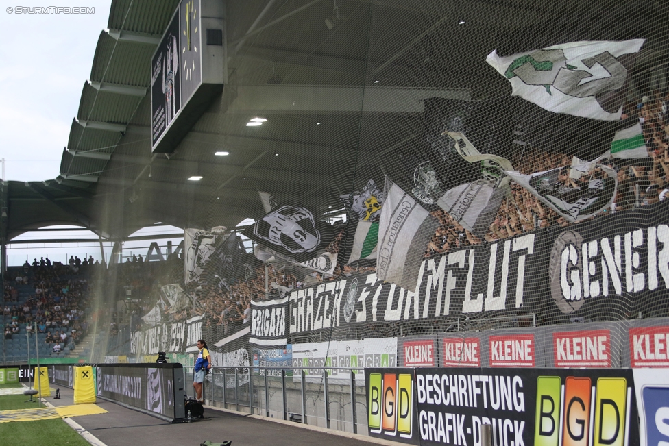 Sturm Graz - St. Poelten
Oesterreichische Fussball Bundesliga, 1. Runde, SK Sturm Graz - SKN St. Poelten, Stadion Liebenau Graz, 23.07.2017. 

Foto zeigt Fans von Sturm
