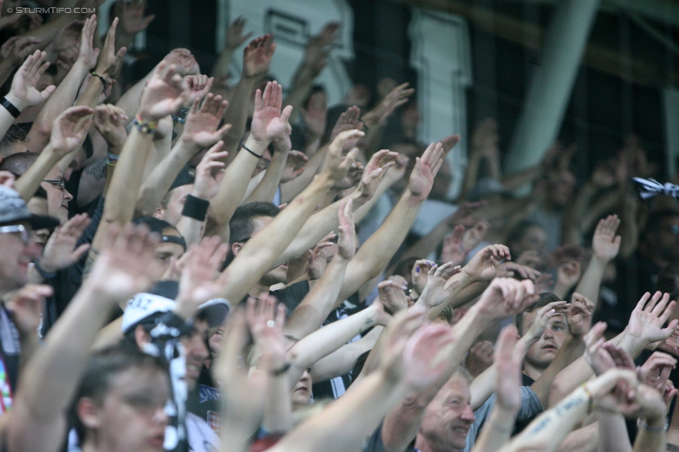 Sturm Graz - St. Poelten
Oesterreichische Fussball Bundesliga, 1. Runde, SK Sturm Graz - SKN St. Poelten, Stadion Liebenau Graz, 23.07.2017. 

Foto zeigt Fans von Sturm
