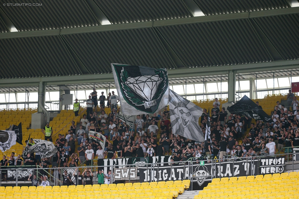 Austria Wien - Sturm Graz
Oesterreichische Fussball Bundesliga, 2. Runde, FK Austria Wien - SK Sturm Graz, Ernst Happel Stadion Wien, 30.07.2017. 

Foto zeigt Fans von Sturm
