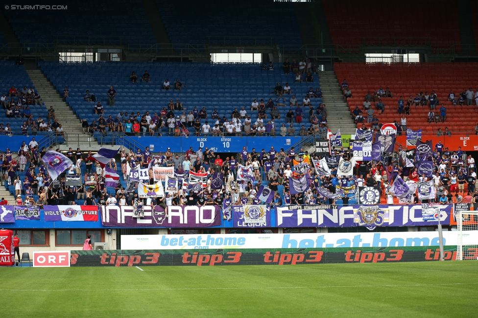 Austria Wien - Sturm Graz
Oesterreichische Fussball Bundesliga, 2. Runde, FK Austria Wien - SK Sturm Graz, Ernst Happel Stadion Wien, 30.07.2017. 

Foto zeigt Fans von Austria Wien
