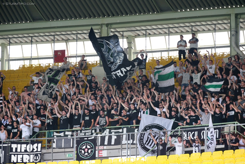 Austria Wien - Sturm Graz
Oesterreichische Fussball Bundesliga, 2. Runde, FK Austria Wien - SK Sturm Graz, Ernst Happel Stadion Wien, 30.07.2017. 

Foto zeigt Fans von Sturm
