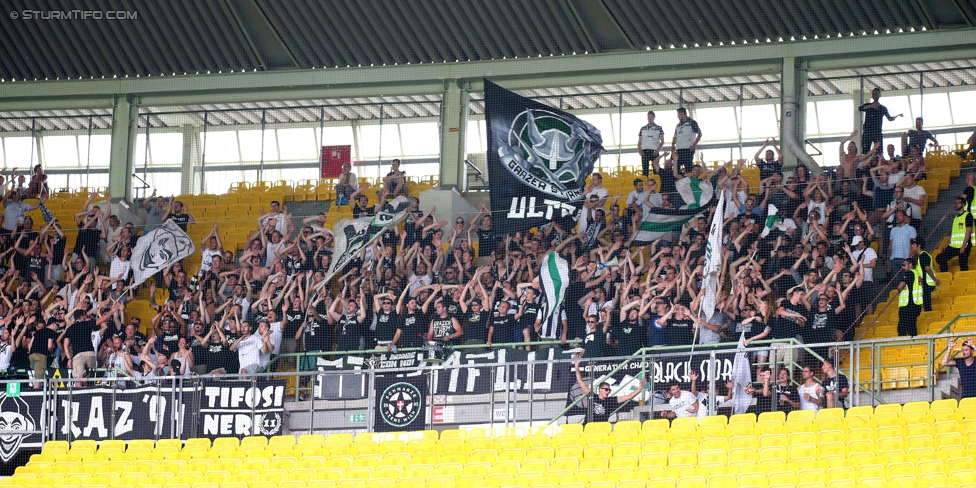 Austria Wien - Sturm Graz
Oesterreichische Fussball Bundesliga, 2. Runde, FK Austria Wien - SK Sturm Graz, Ernst Happel Stadion Wien, 30.07.2017. 

Foto zeigt Fans von Sturm
