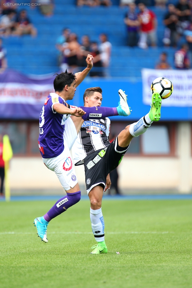 Austria Wien - Sturm Graz
Oesterreichische Fussball Bundesliga, 2. Runde, FK Austria Wien - SK Sturm Graz, Ernst Happel Stadion Wien, 30.07.2017. 

Foto zeigt David De Paula Gallardo (Austria) und Thorsten Roecher (Sturm)
