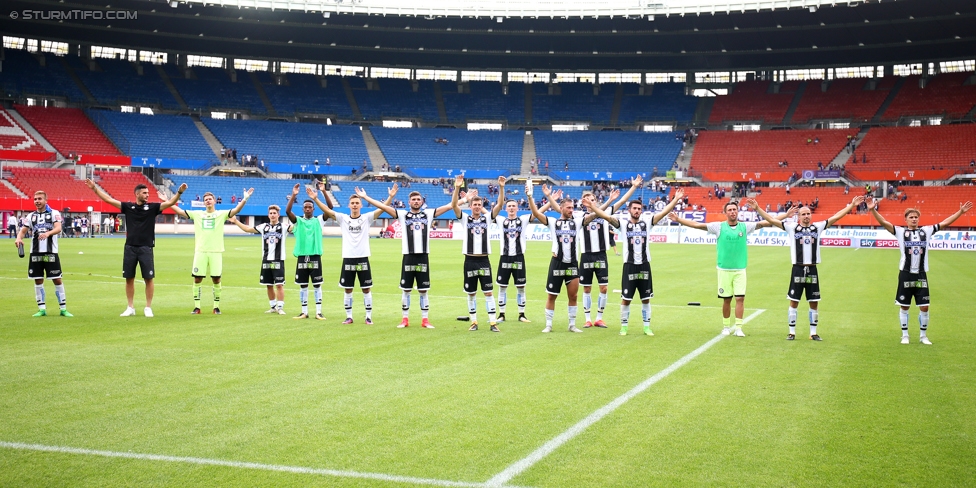 Austria Wien - Sturm Graz
Oesterreichische Fussball Bundesliga, 2. Runde, FK Austria Wien - SK Sturm Graz, Ernst Happel Stadion Wien, 30.07.2017. 

Foto zeigt die Mannschaft von Sturm
Schlüsselwörter: jubel