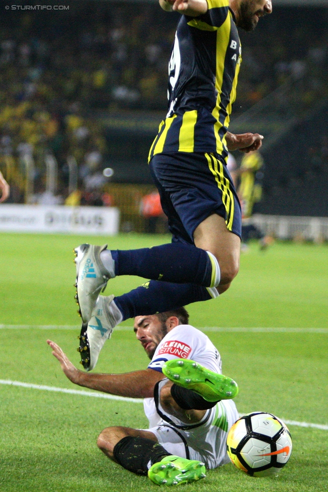 Fenerbahce - Sturm Graz
UEFA Europa League Qualifikation 3. Runde, Fenerbahce Istanbul - SK Sturm Graz, Suekrue Saracoglu Stadion Istanbul, 03.08.2017. 

Foto zeigt Marvin Potzmann (Sturm)
